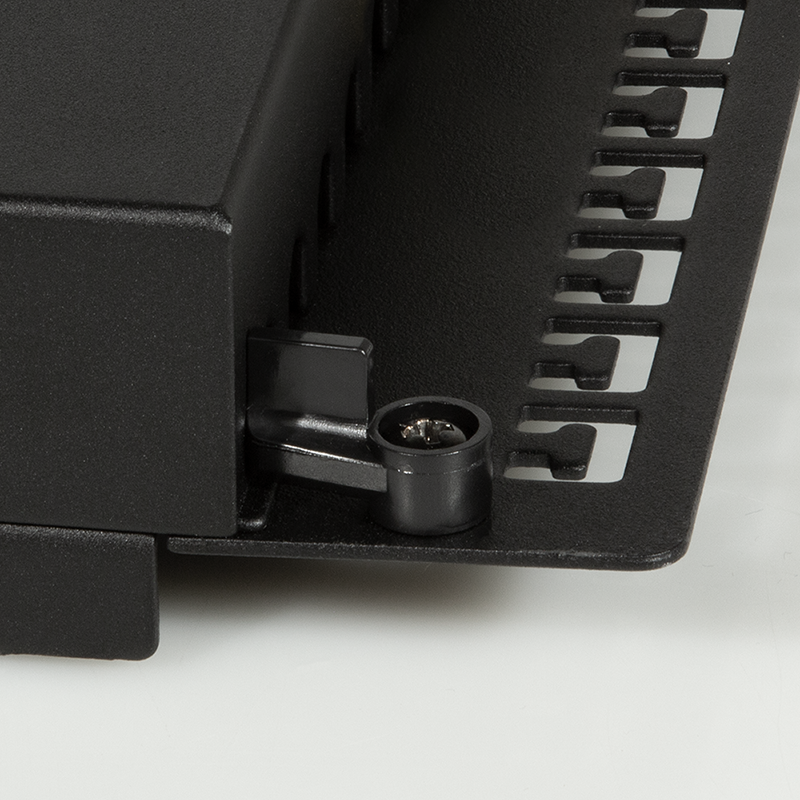 LogiLink Panneau de brassage Cat.6A – 24 ports RJ45, blindé, 19 pouces, PoE/PoE+/PoE++, noir (RAL 9005)